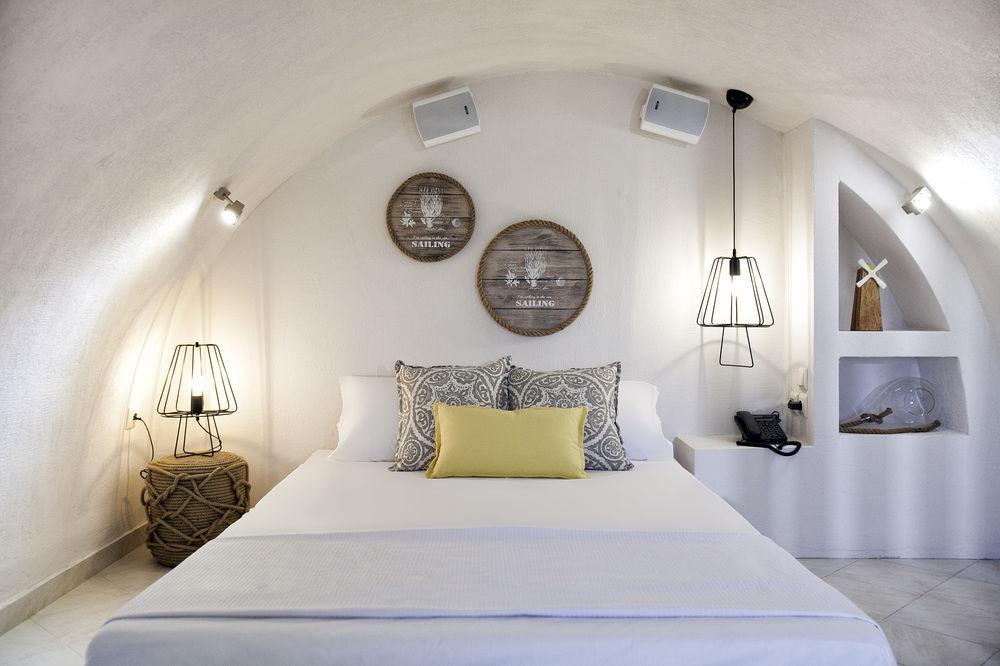ホテル Privee Santorini ペリッサ エクステリア 写真